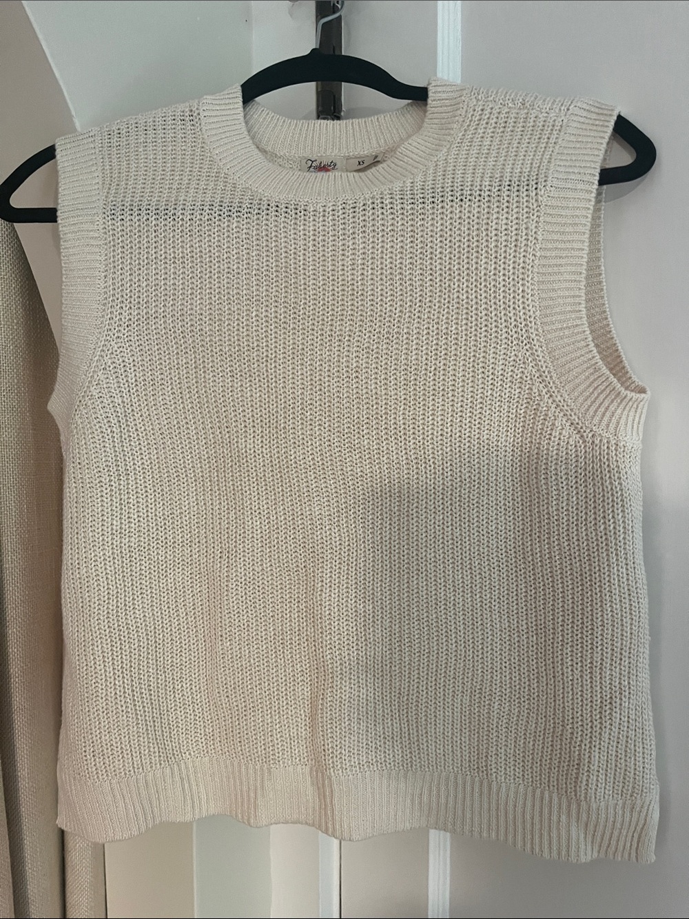 Faherty Sleeveless Knit Sweater Vest in Cream